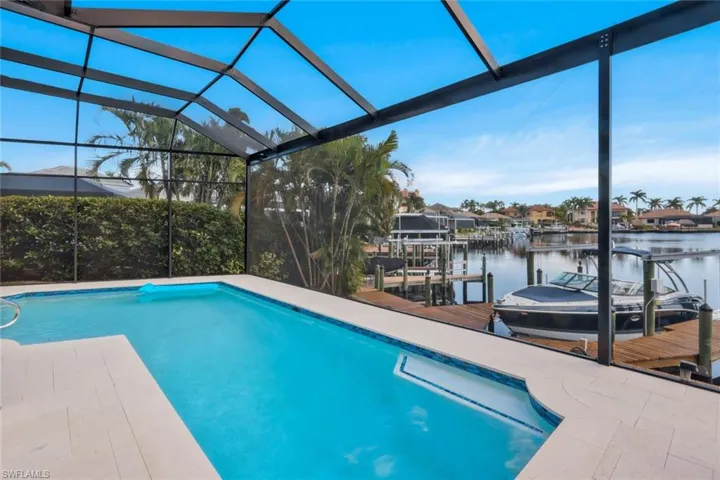 1812 Lagoon Ln, Cape Coral, Florida 33914