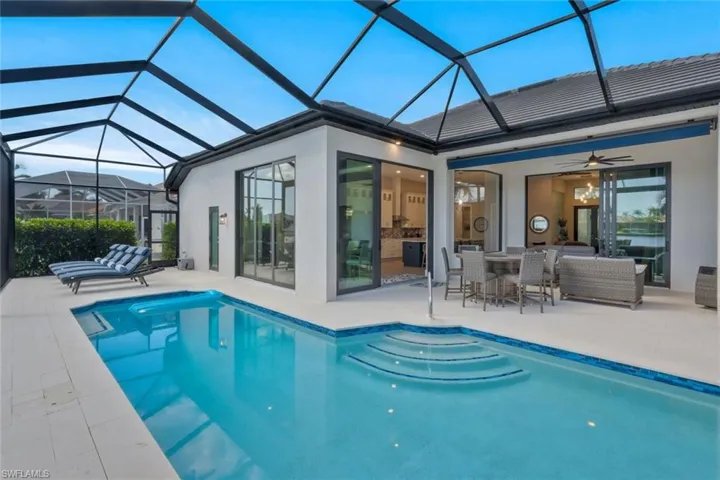 1812 Lagoon Ln, Cape Coral, Florida 33914
