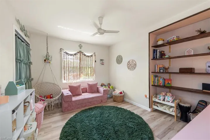 2431 N Westwood  DR, North Fort Myers, FL 33917