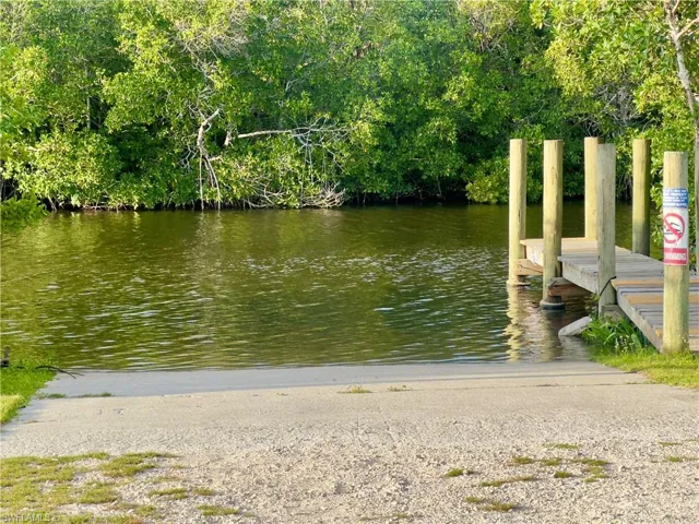Private gulf access boat ramp available