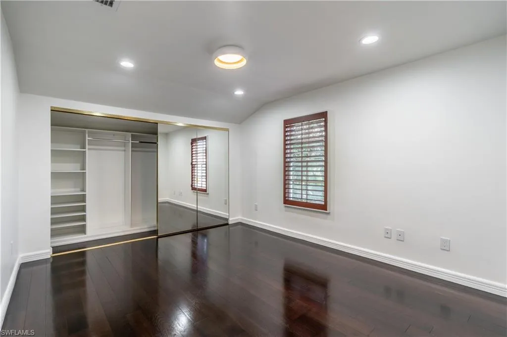 1160 8th ST, Naples, FL 34102,224102380