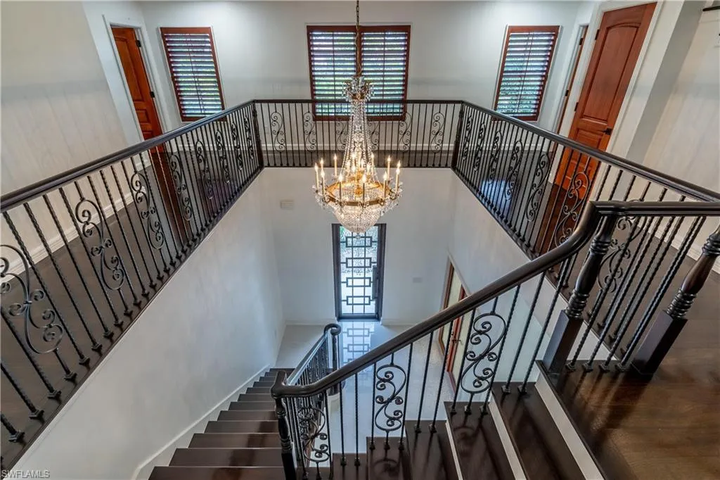 1160 8th ST, Naples, FL 34102,224102380
