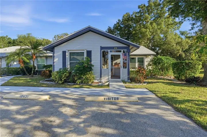 10431 New Bedford Ct, Lehigh Acres, Florida 33936