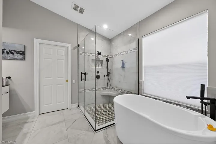 14117 Tivoli Ter, Bonita Springs, Florida 34135