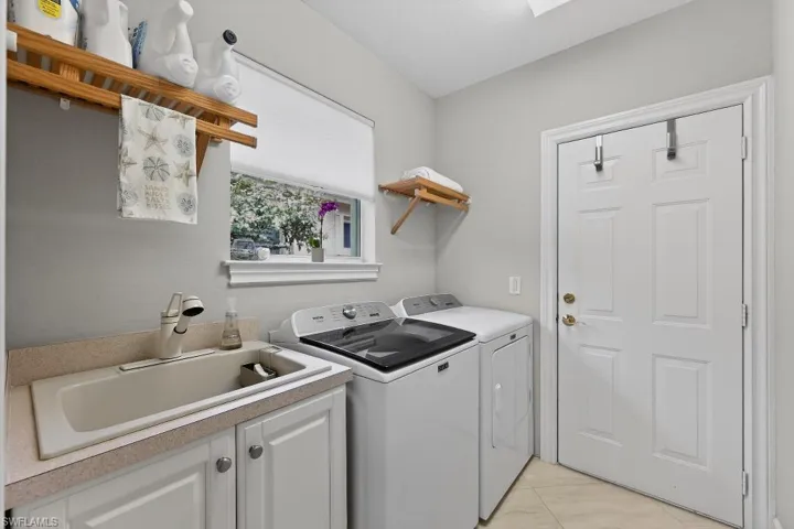 14117 Tivoli Ter, Bonita Springs, Florida 34135