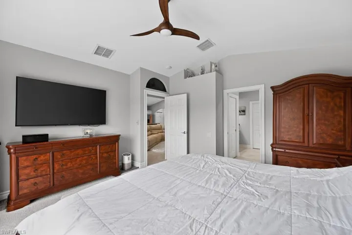 14117 Tivoli Ter, Bonita Springs, Florida 34135