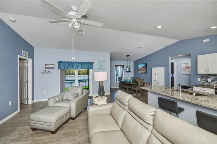 7081 Brazil Cir, Labelle, Florida 33935