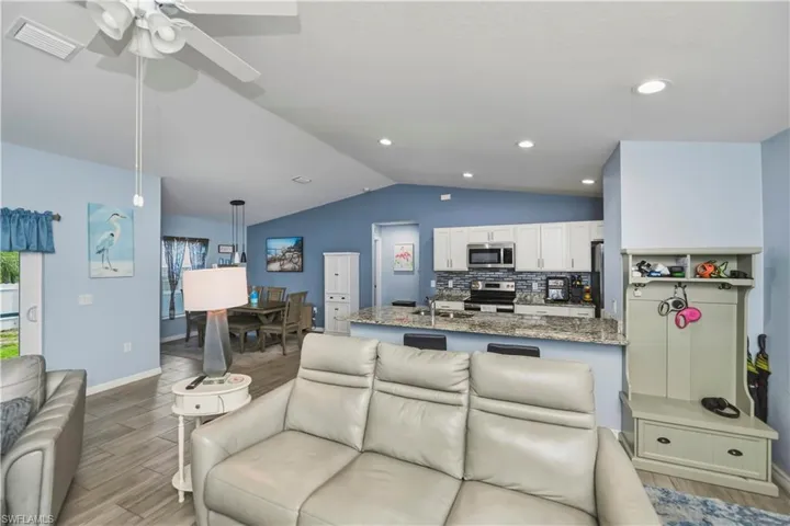 7081 Brazil Cir, Labelle, Florida 33935