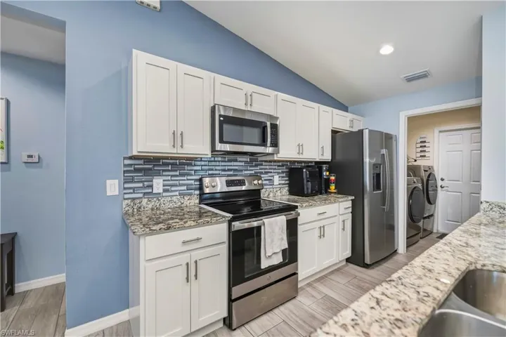 7081 Brazil Cir, Labelle, Florida 33935