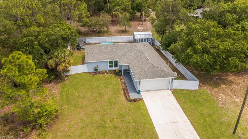 7081 Brazil Cir, Labelle, Florida 33935