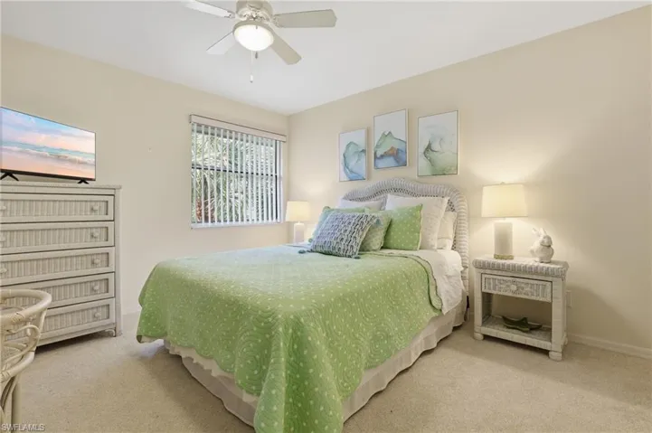 660  Wiggins Bay  DR, Naples, FL 34110