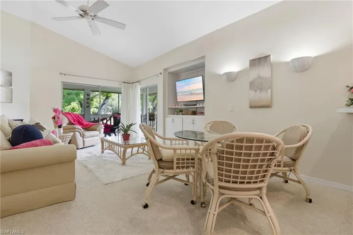 660  Wiggins Bay  DR, Naples, FL 34110
