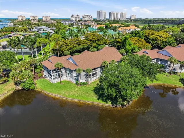660  Wiggins Bay  DR, Naples, FL 34110