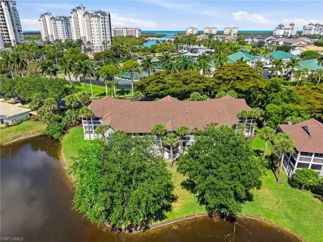 660  Wiggins Bay  DR, Naples, FL 34110
