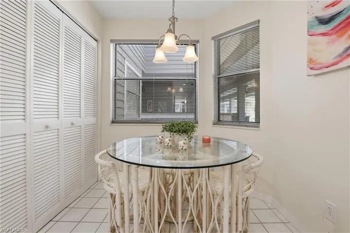 660  Wiggins Bay  DR, Naples, FL 34110
