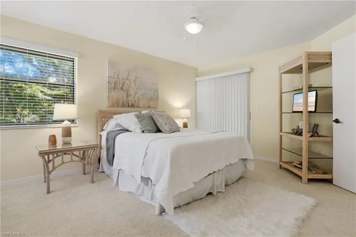 660  Wiggins Bay  DR, Naples, FL 34110