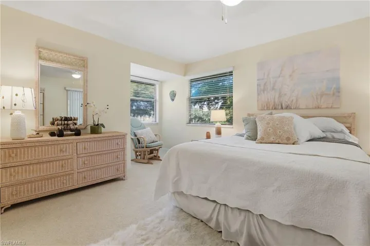 660  Wiggins Bay  DR, Naples, FL 34110