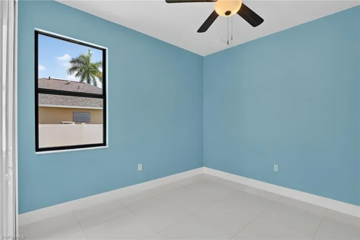 420 Sw 29th Ave, Cape Coral, Florida 33991