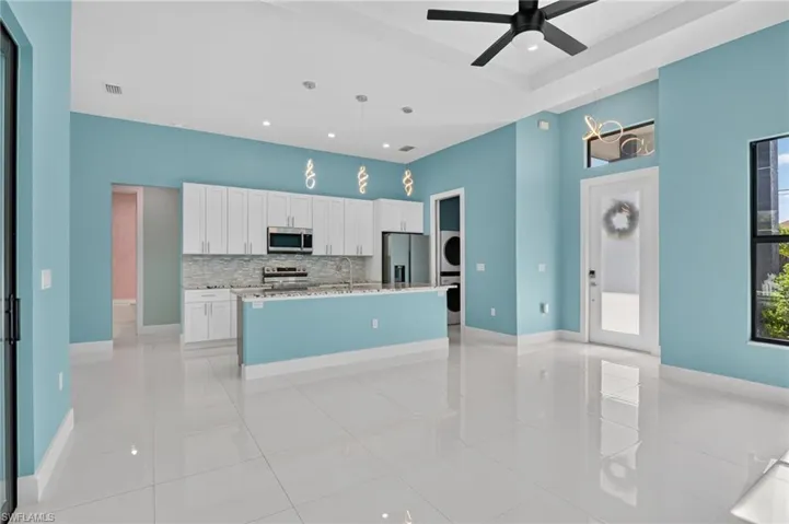 420 Sw 29th Ave, Cape Coral, Florida 33991