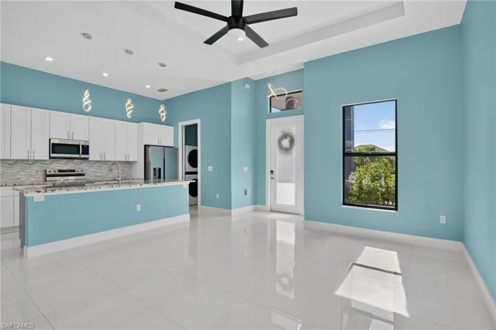 420 Sw 29th Ave, Cape Coral, Florida 33991