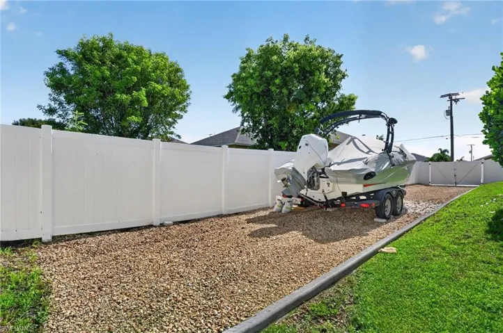 420 Sw 29th Ave, Cape Coral, Florida 33991