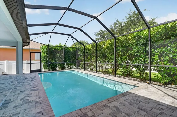 420 Sw 29th Ave, Cape Coral, Florida 33991