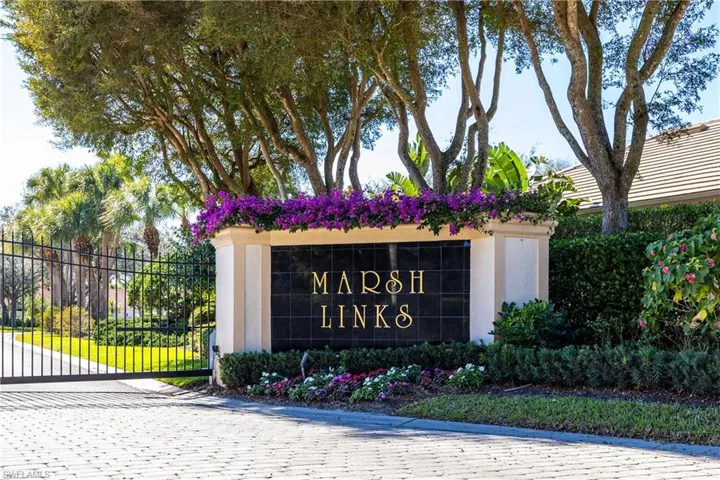 1687  Persimmon  DR, Naples, FL 34109