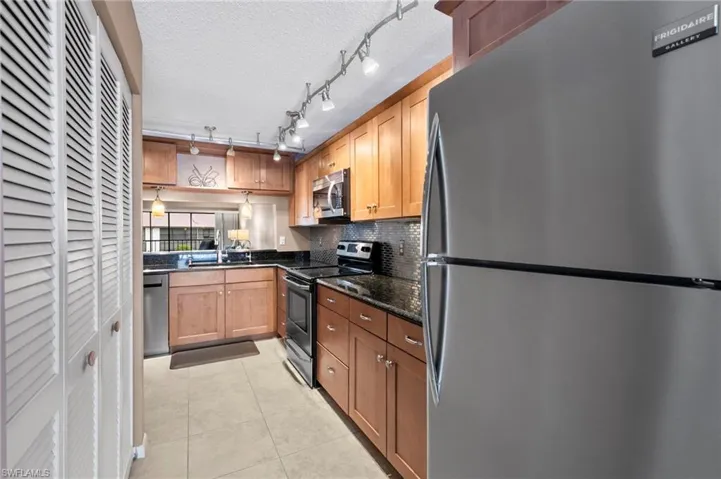 236 Pebble Beach Cir A202, Naples, Florida 34113