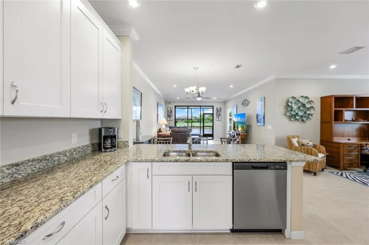 9393 Pocida Ct 104, Naples, Florida 34119