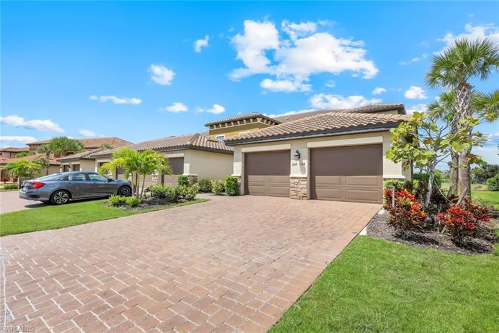9393 Pocida Ct 104, Naples, Florida 34119