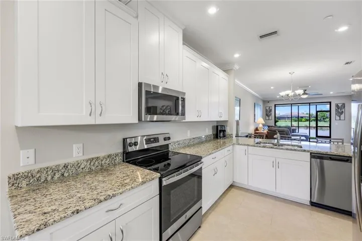 9393 Pocida Ct 104, Naples, Florida 34119