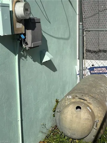 Propane tank for stove
