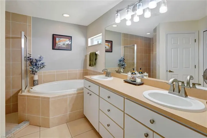 Dual Vanities, Separate Soaking Tub and Walk-In Shower, Water Closet, Walk-In Closet