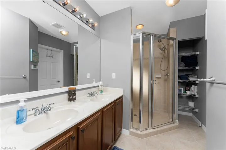 3363 Dandolo Cir, Cape Coral Fl 33909