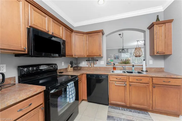 3363 Dandolo Cir, Cape Coral Fl 33909