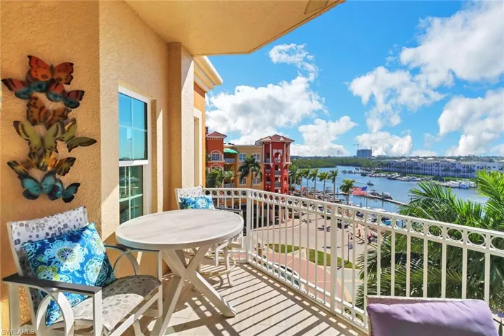 450  Bayfront  PL, Naples, FL 34102