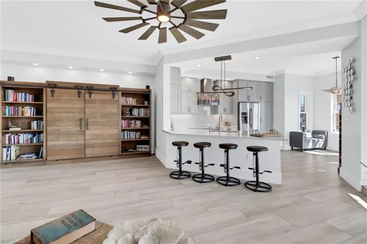 450  Bayfront  PL, Naples, FL 34102