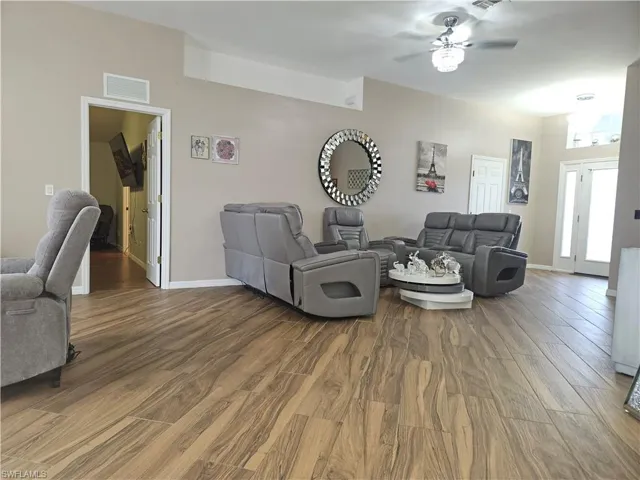 18300 Plumbago Ct, Lehigh Acres, Florida 33972