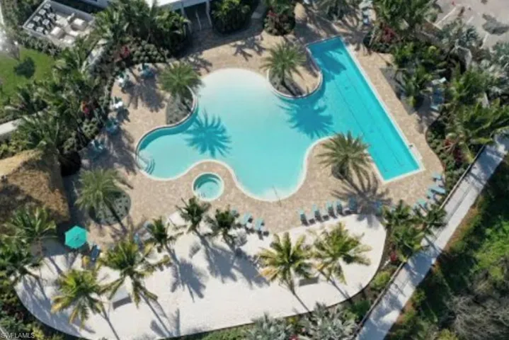 Pool and Private beach