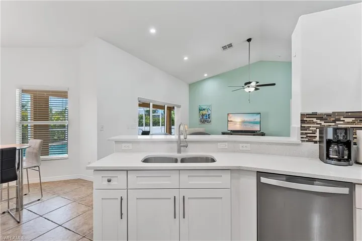 2228 SW 26th  TER, Cape Coral, FL 33914