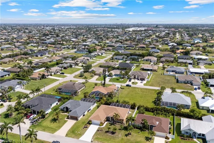 2228 SW 26th  TER, Cape Coral, FL 33914