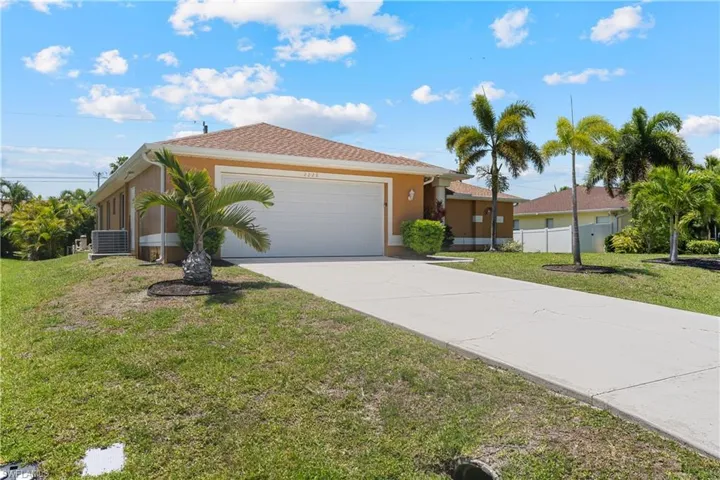 2228 SW 26th  TER, Cape Coral, FL 33914