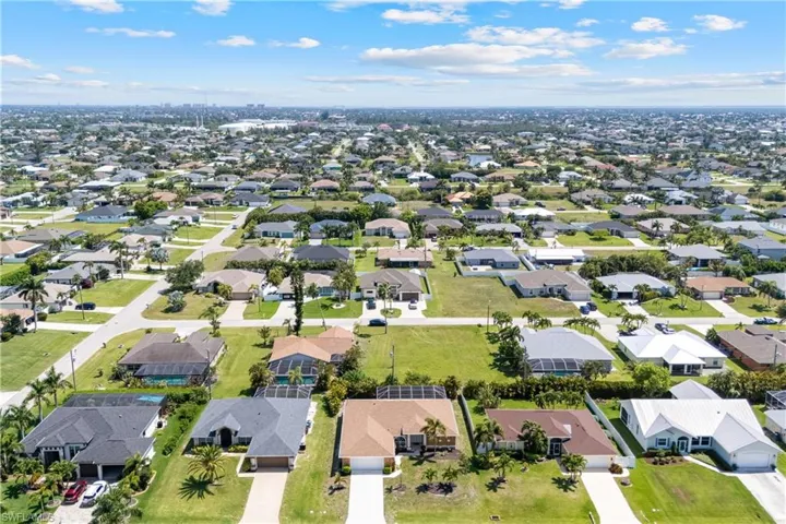 2228 SW 26th  TER, Cape Coral, FL 33914