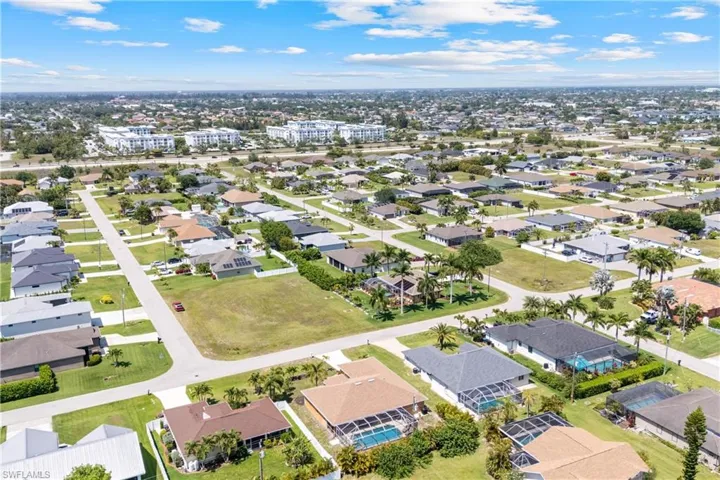 2228 SW 26th  TER, Cape Coral, FL 33914