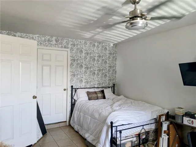 261  Dover  DR, North Fort Myers, FL 33917