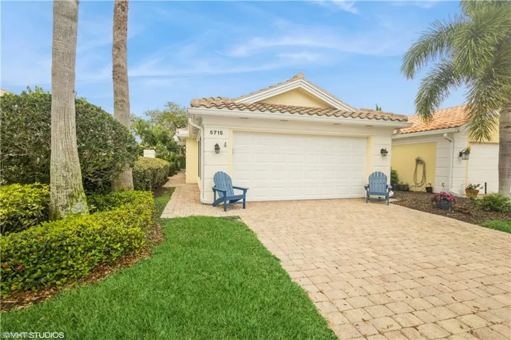 EASY FRONT ENTRY GARAGE
