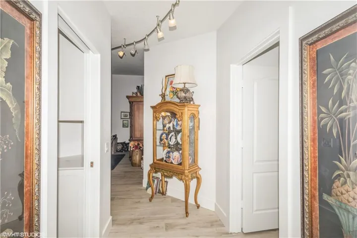 fOYER ENTRY