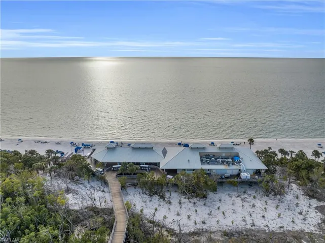 6820  San Marino  DR, Naples, FL 34108