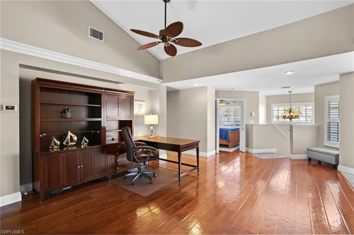 6820  San Marino  DR, Naples, FL 34108