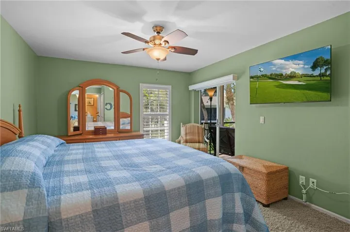 6820  San Marino  DR, Naples, FL 34108